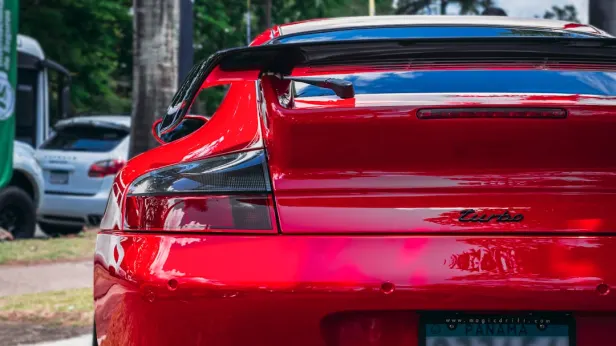 カジノ ゴールデン リールズ Android/iOS アプリ